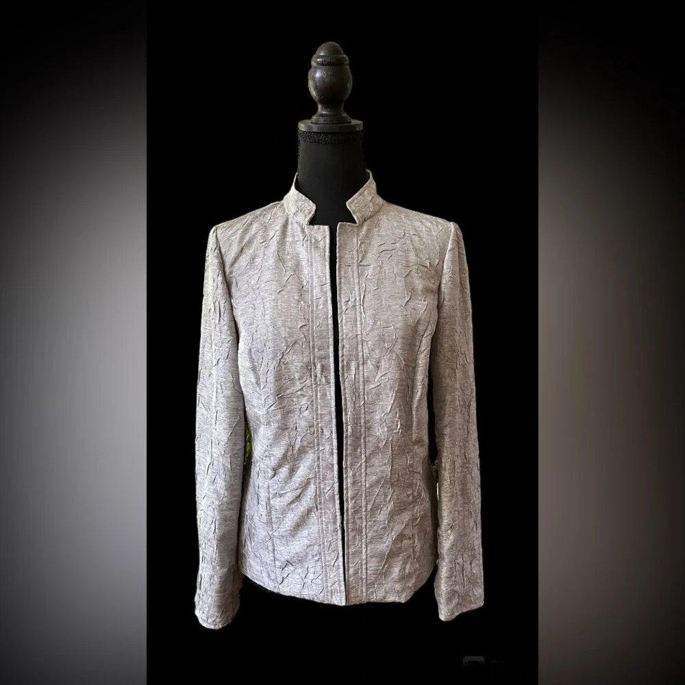 Chico’s: Gray Crinkle Textured Jacket
